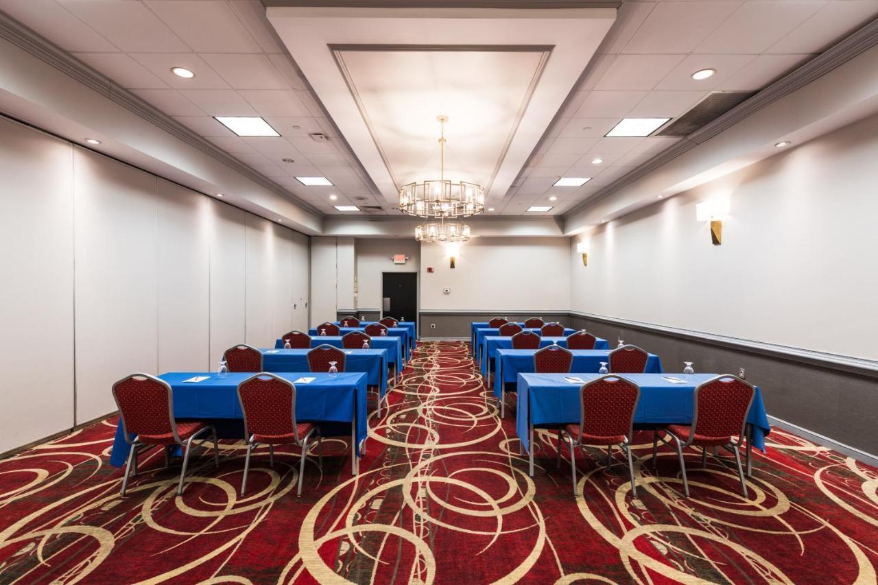 Hotel Crowne Plaza Newark Airport By Ihg Elizabeth Esterno foto