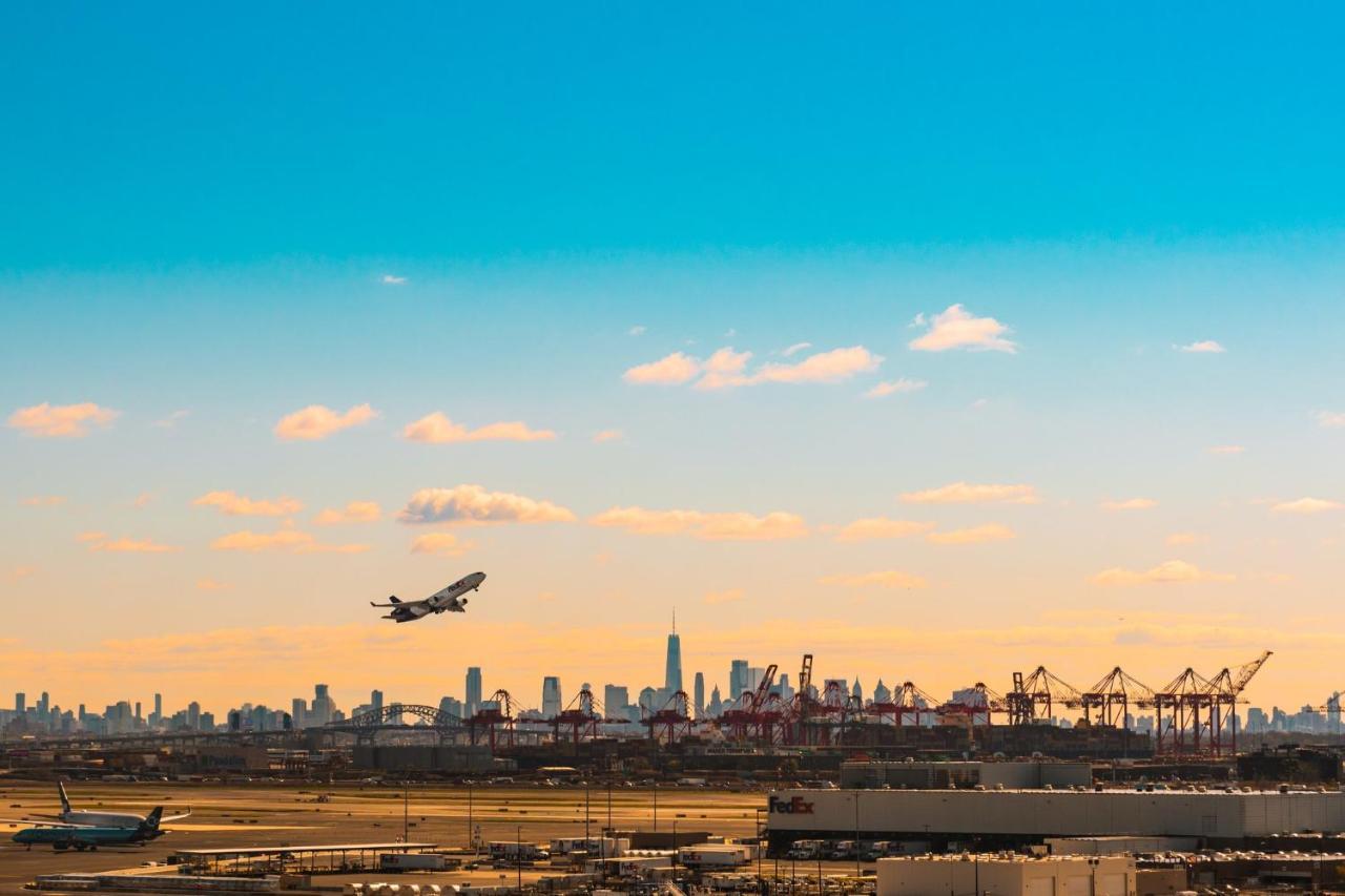 Hotel Crowne Plaza Newark Airport By Ihg Elizabeth Esterno foto